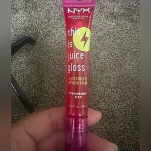 NYX Strawberry Flex Juice Gloss-Electrolyte infused color